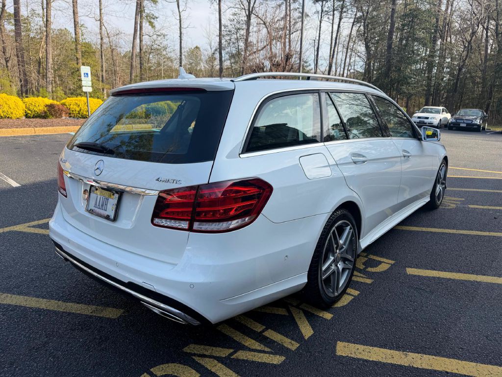 2016 Mercedes-Benz E-Class Image 7
