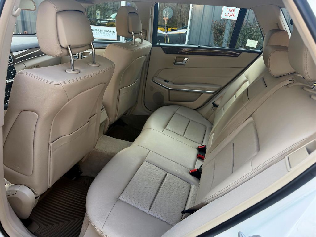 2016 Mercedes-Benz E-Class Image 14