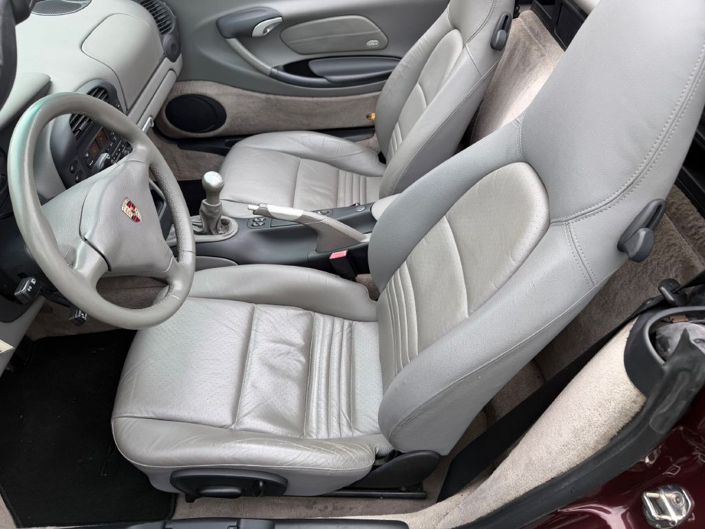 2004 Porsche Boxster Image 14