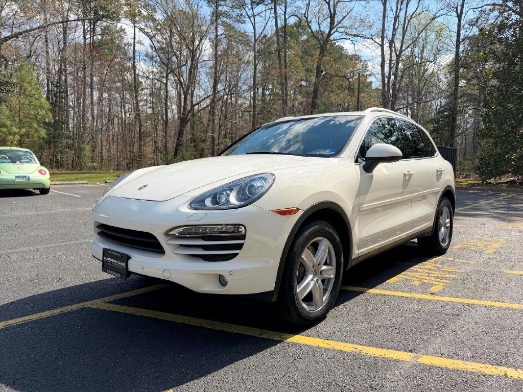 2011 Porsche Cayenne Image 3