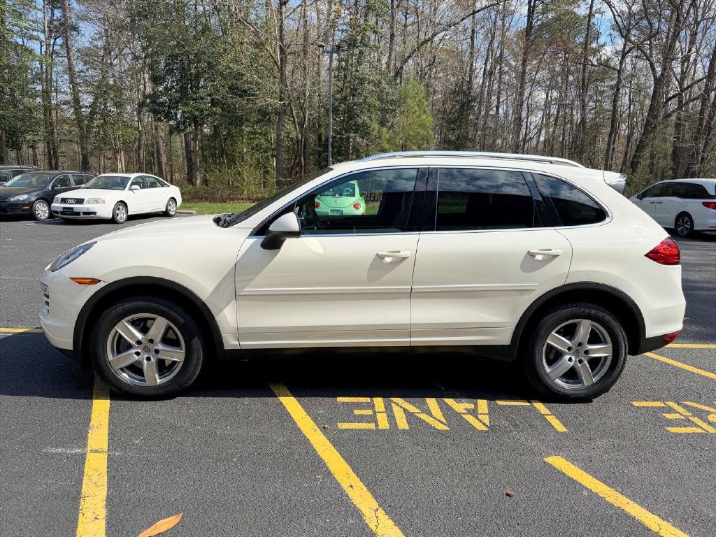 2011 Porsche Cayenne Image 4