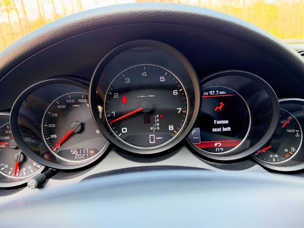 2011 Porsche Cayenne Image 13