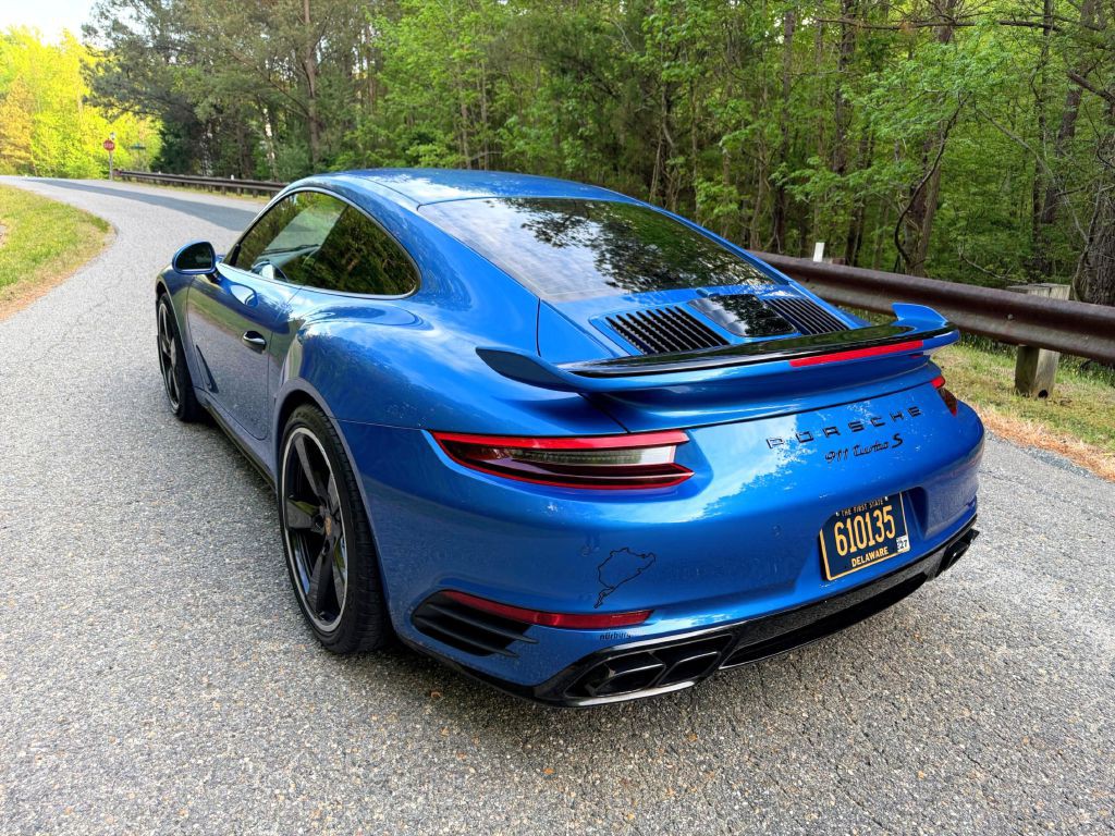 2018 Porsche 911 Image 8