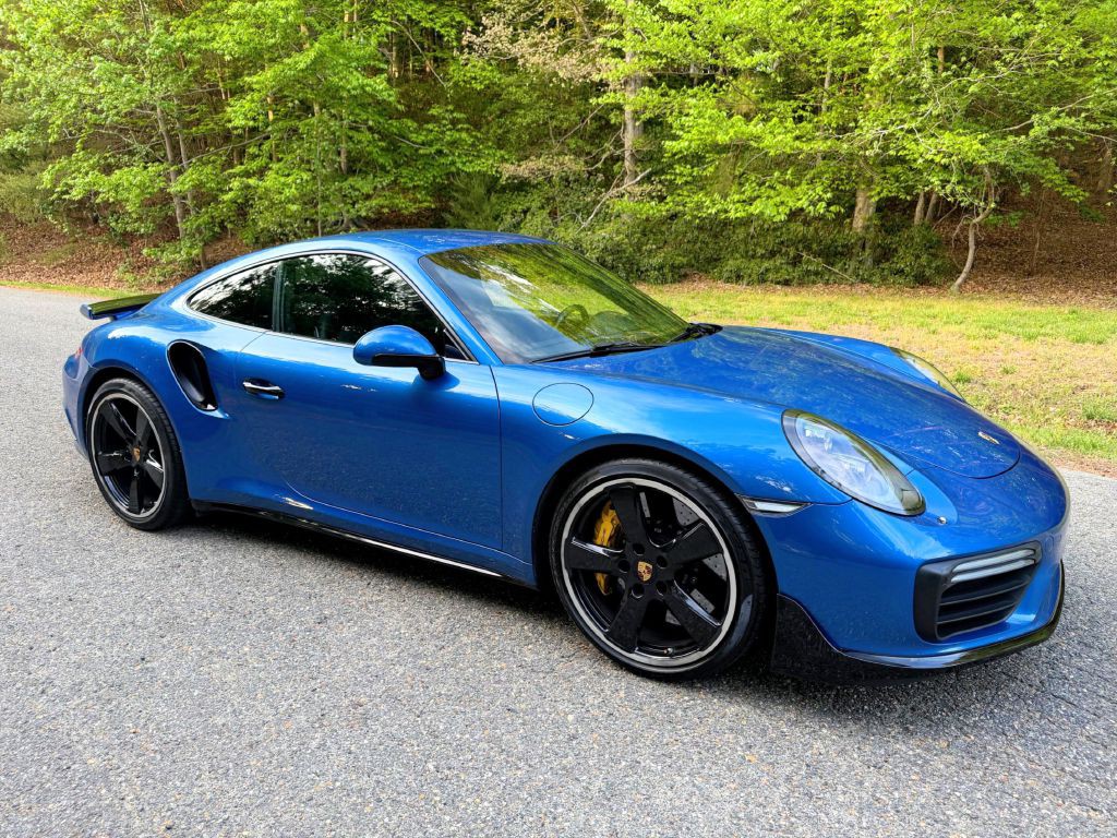2018 Porsche 911 Image 13