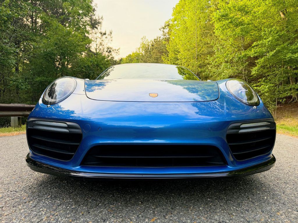 2018 Porsche 911 Image 18