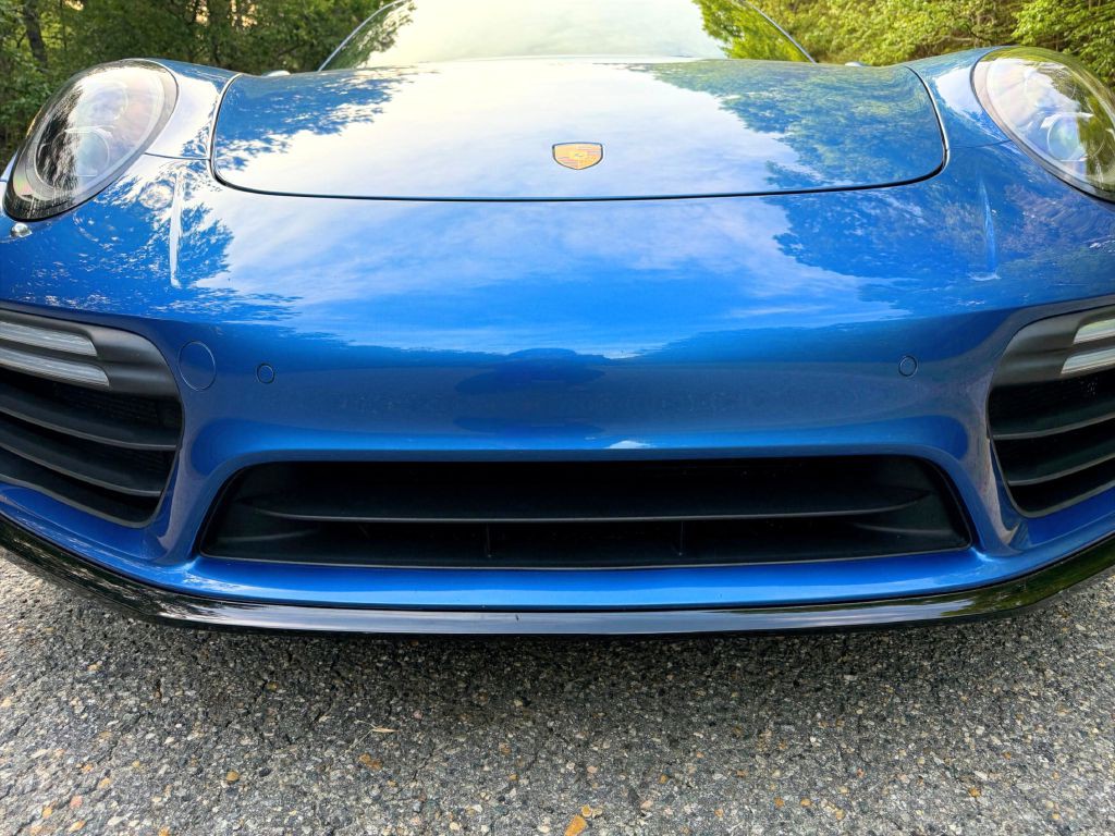2018 Porsche 911 Image 19