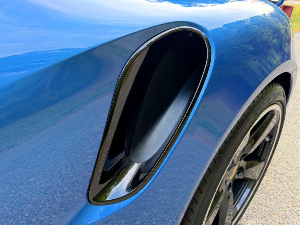 2018 Porsche 911 Image 35