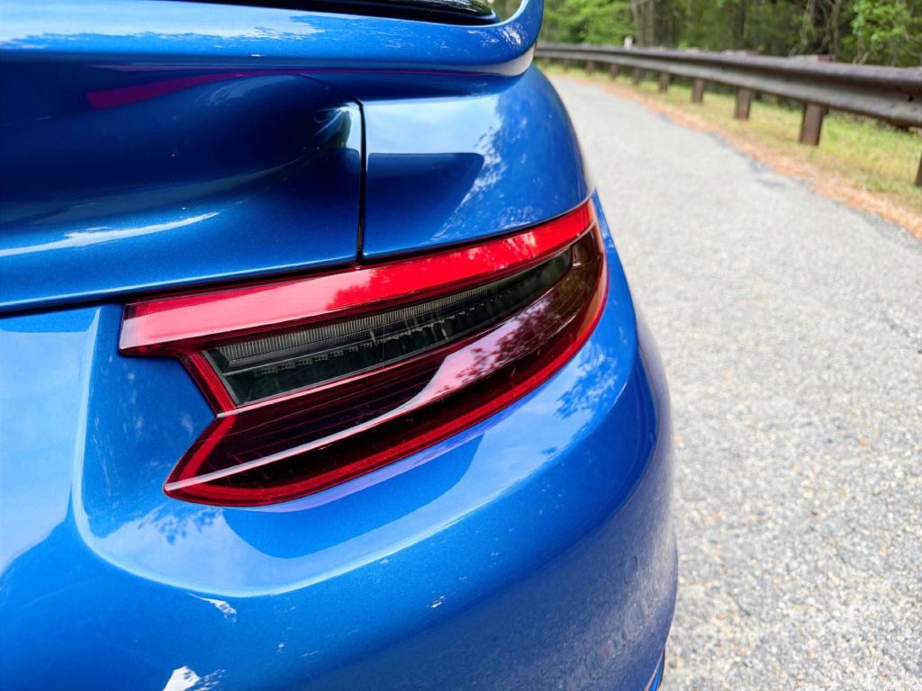 2018 Porsche 911 Image 51