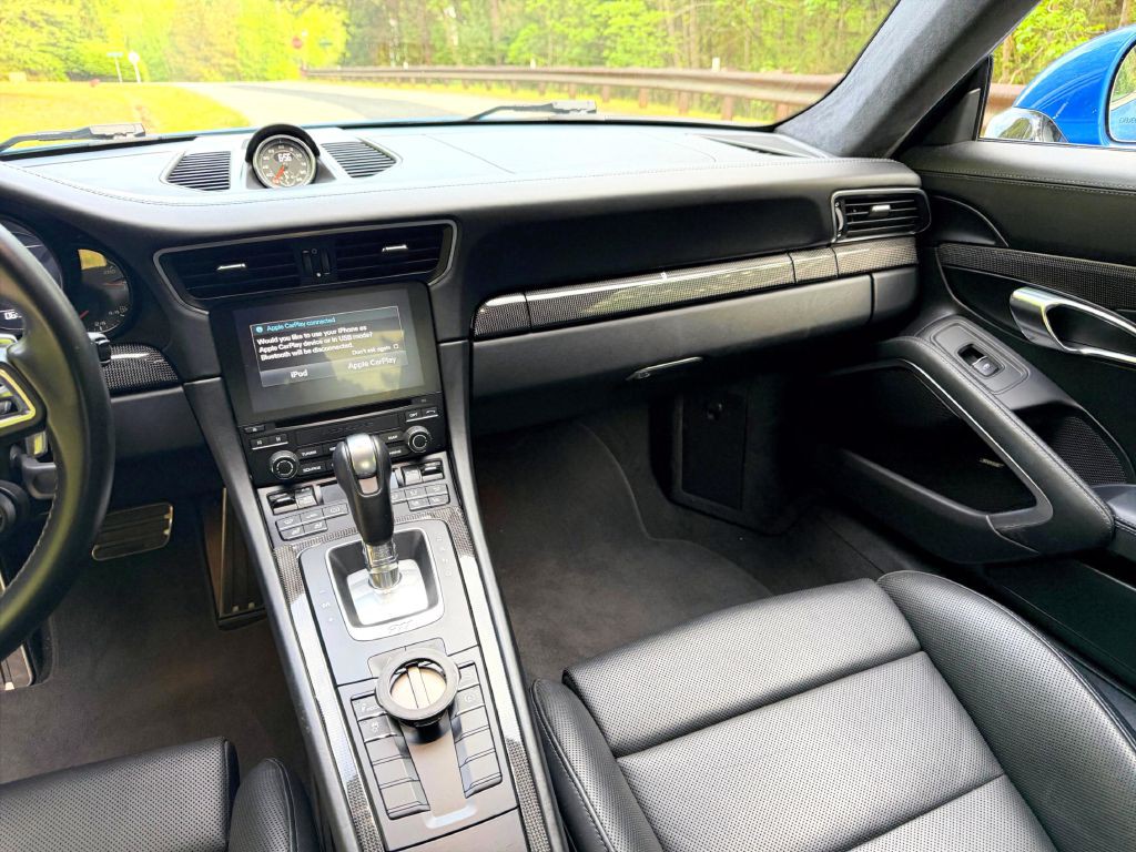2018 Porsche 911 Image 62