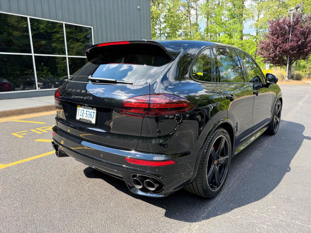 2018 Porsche Cayenne Image 7