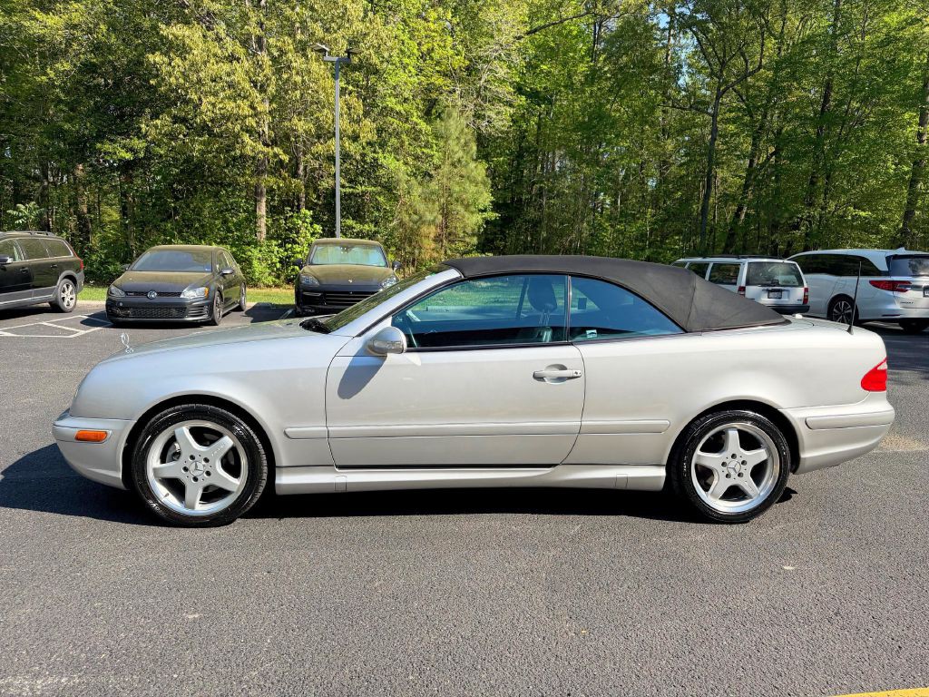 2002 Mercedes-Benz CLK-Class Image 4