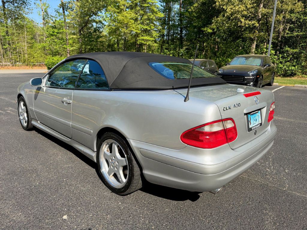 2002 Mercedes-Benz CLK-Class Image 5