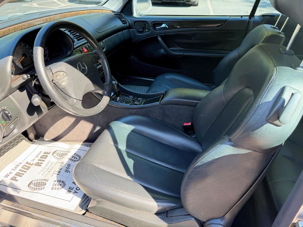 2002 Mercedes-Benz CLK-Class Image 10