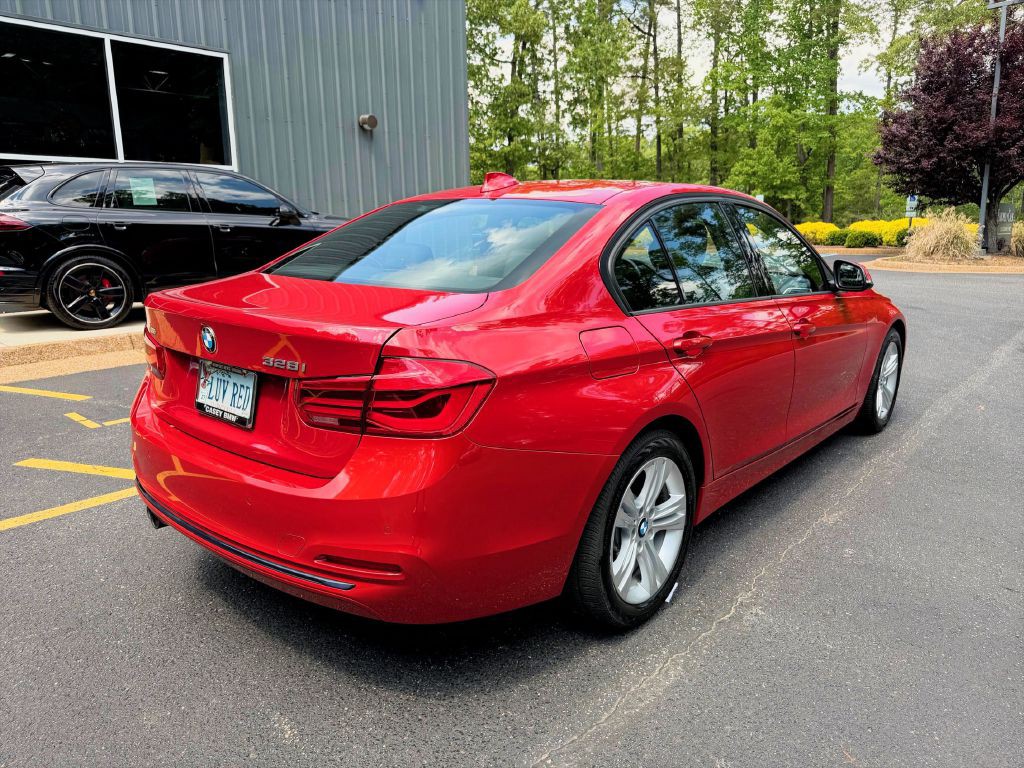 2016 BMW 3 Series Image 7