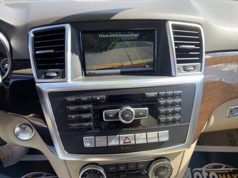 2013 Mercedes-Benz M-Class Image 10