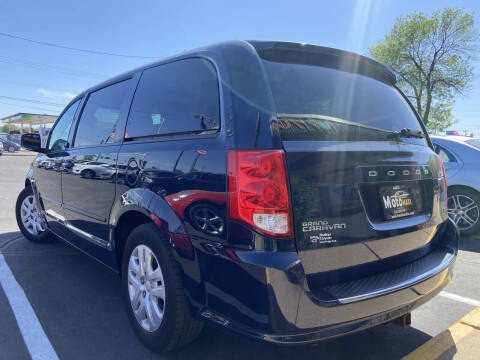 2015 Dodge Grand Caravan Image 3