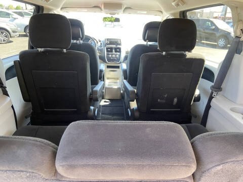 2015 Dodge Grand Caravan Image 11