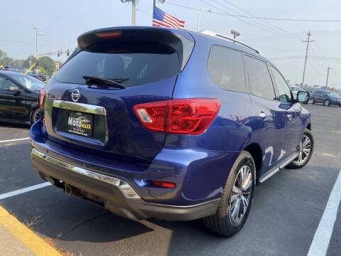 2017 Nissan Pathfinder Image 4
