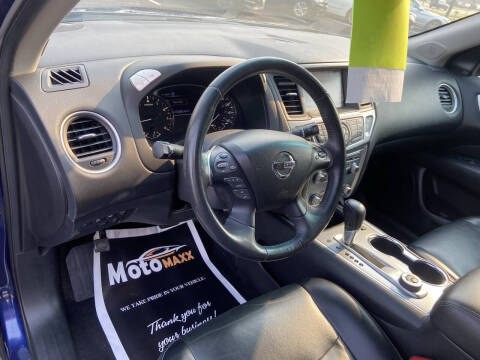 2017 Nissan Pathfinder Image 5
