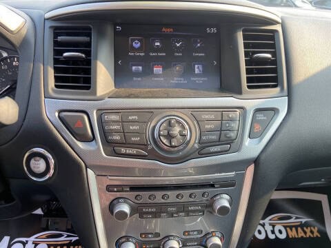 2017 Nissan Pathfinder Image 7