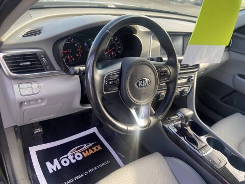 2018 Kia Optima Image 5