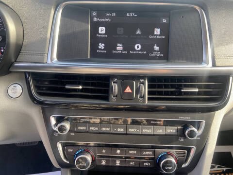 2018 Kia Optima Image 7