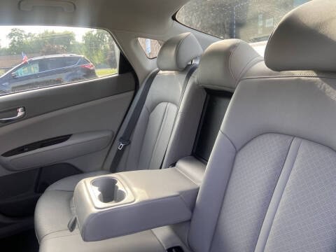 2018 Kia Optima Image 16
