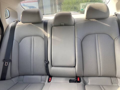 2018 Kia Optima Image 17