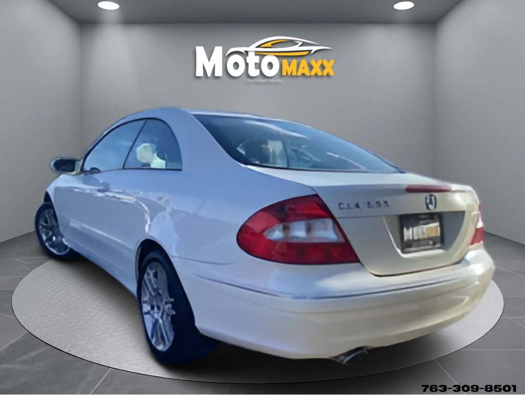 2008 Mercedes-Benz CLK-Class Image 4