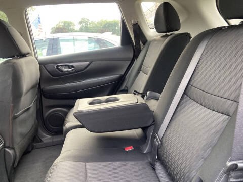 2017 Nissan Rogue Image 14