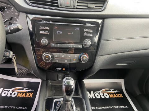 2017 Nissan Rogue Image 6