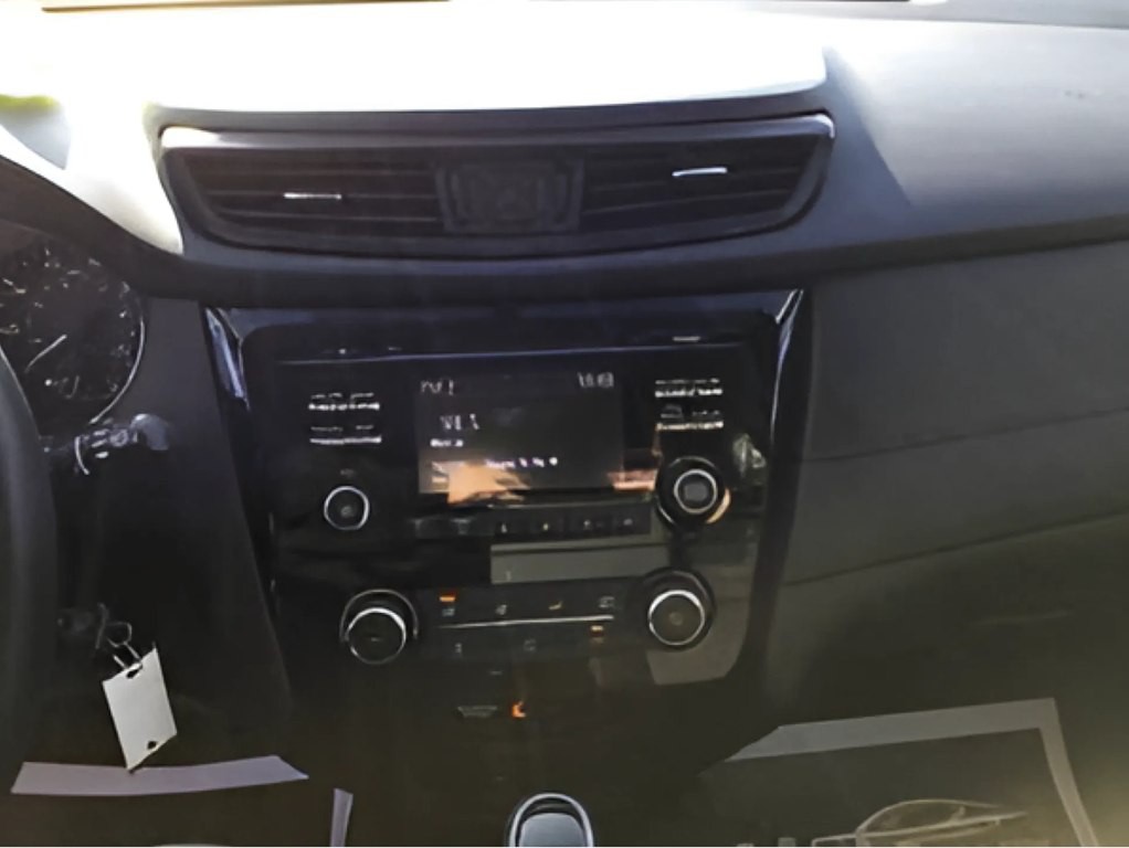 2017 Nissan Rogue Image 6