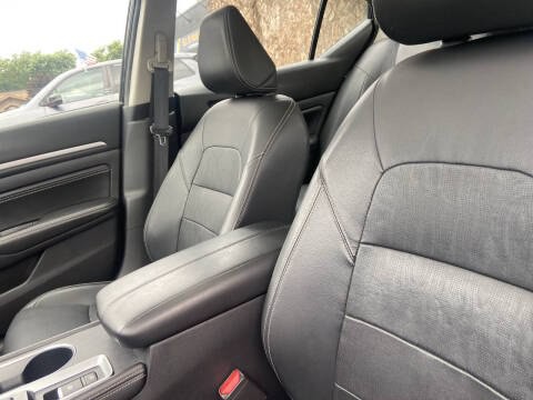 2019 Nissan Altima Image 12
