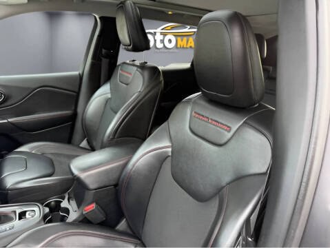 2019 Jeep Cherokee Image 6