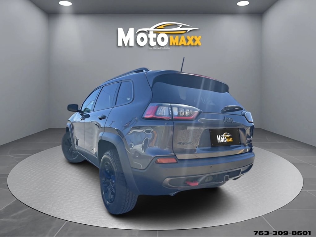 2019 Jeep Cherokee Image 3