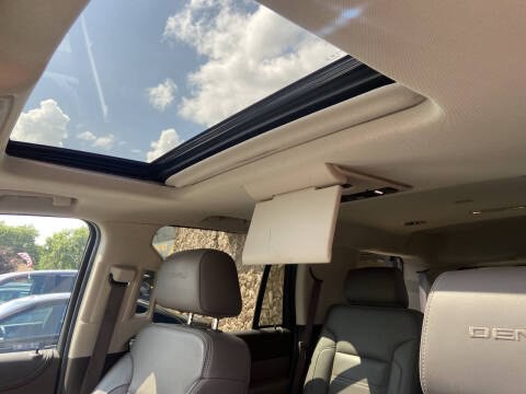 2019 GMC Yukon Image 18