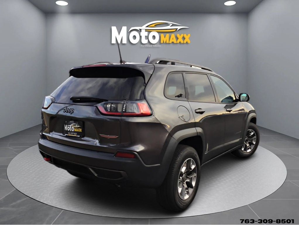 2019 Jeep Cherokee Image 3