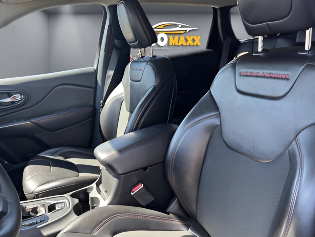 2019 Jeep Cherokee Image 7