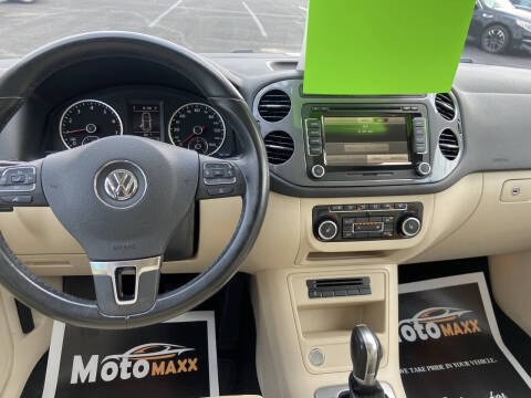 2012 Volkswagen Tiguan Image 11