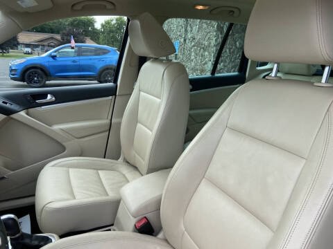 2012 Volkswagen Tiguan Image 12
