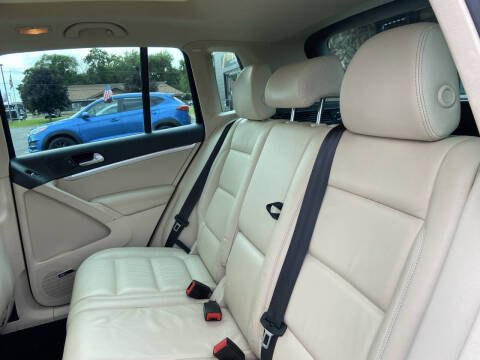 2012 Volkswagen Tiguan Image 13