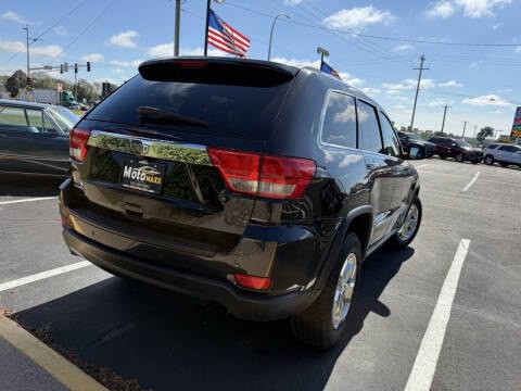 2012 Jeep Grand Cherokee Image 4