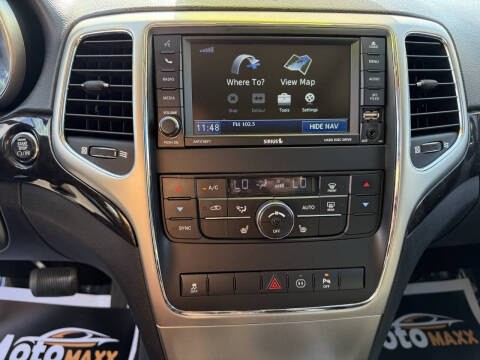 2012 Jeep Grand Cherokee Image 9