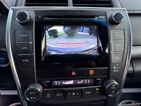 2015 Toyota Camry Image 7