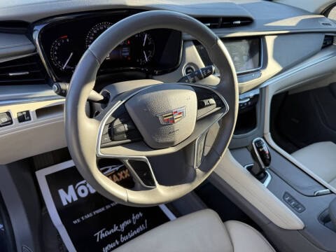 2017 Cadillac XT5 Image 5