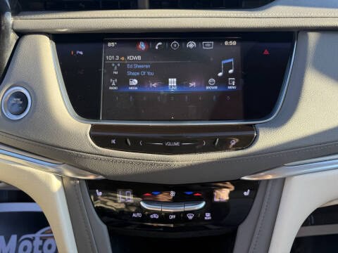 2017 Cadillac XT5 Image 11