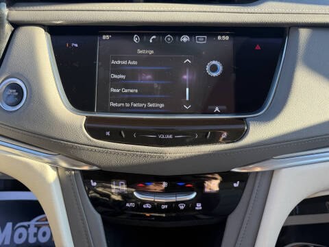 2017 Cadillac XT5 Image 13