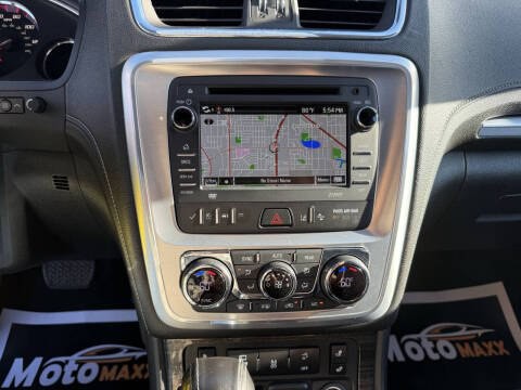 2017 GMC Acadia Image 8