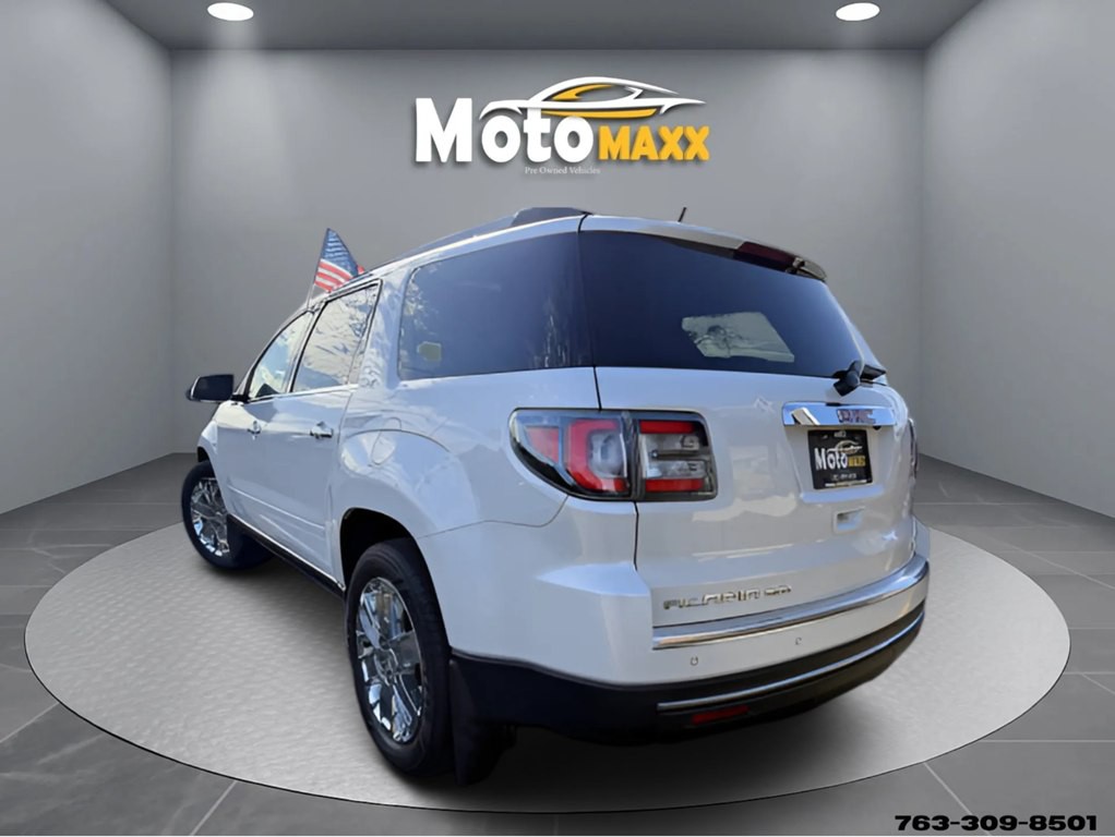 2017 GMC Acadia Image 3