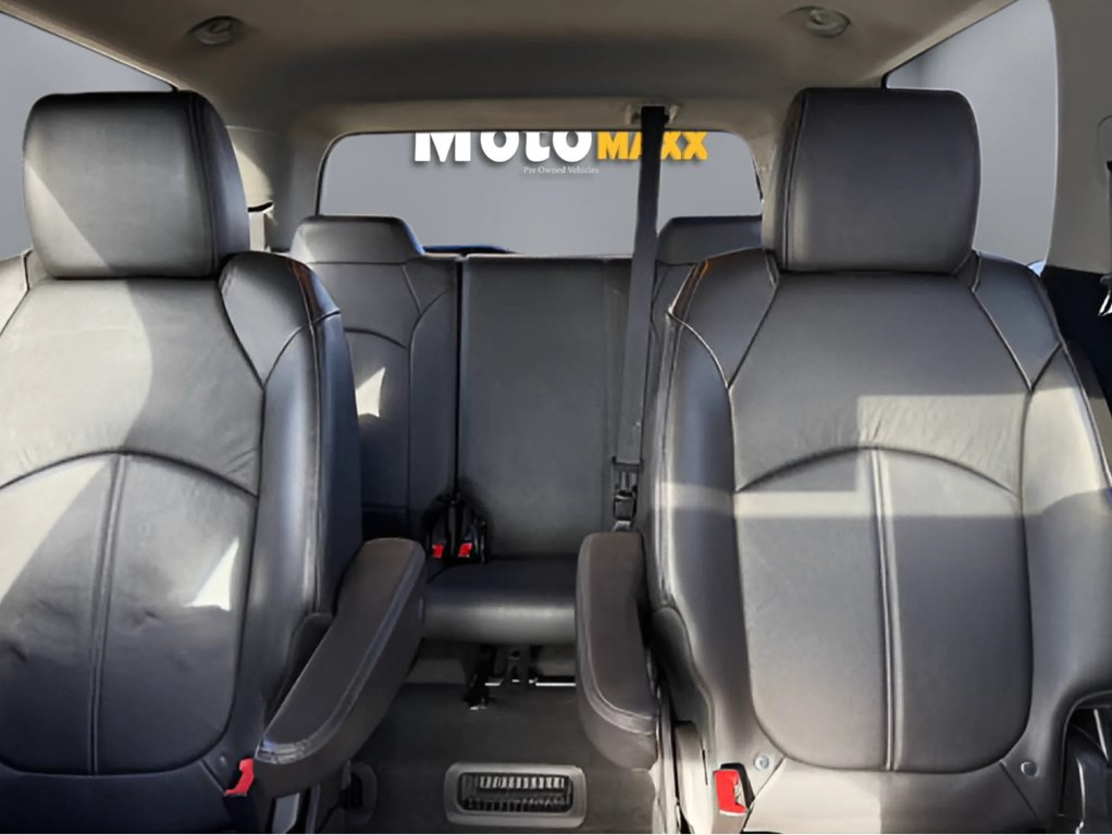 2017 GMC Acadia Image 11